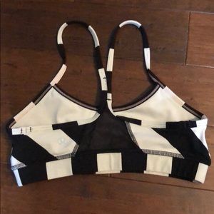 adorable Lululemon sports bra